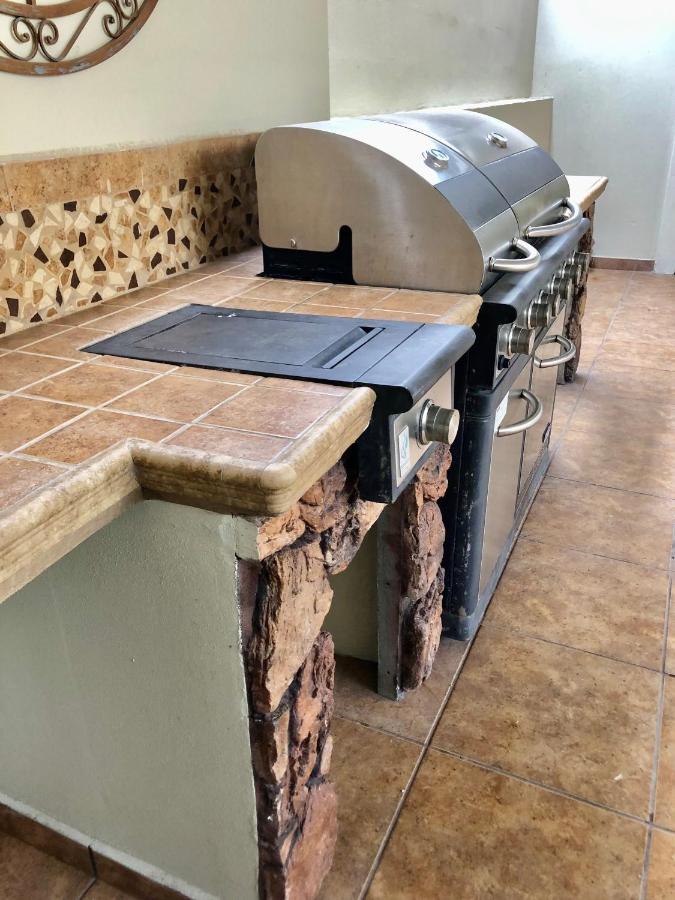 Casa Bonita Cerca De Zona Dorada Villa Mexicali Esterno foto